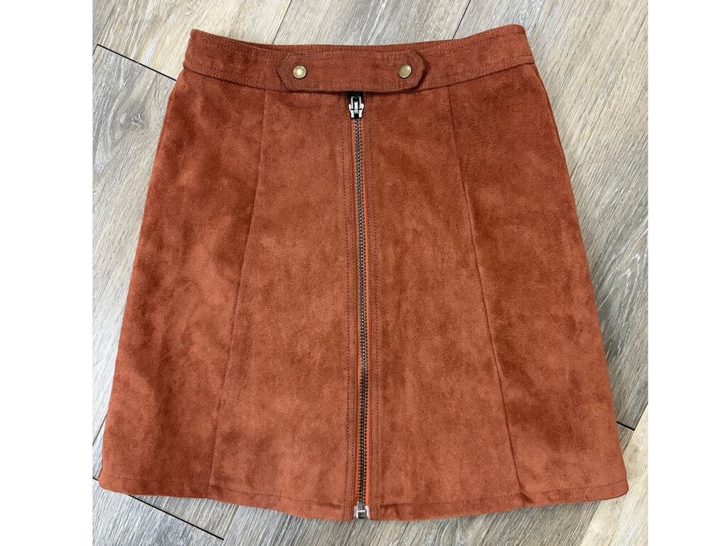 Bishop + Young Faux Suede Mini Skirt XS Brown Zip Front A Line NWT